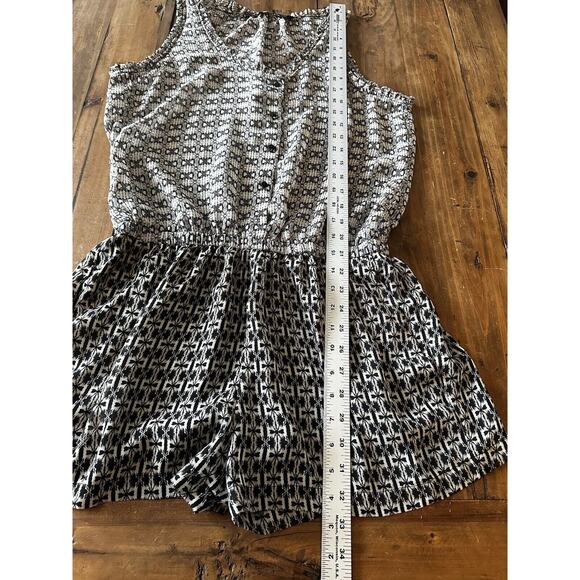 Zara Basic Sleeveless Romper Shorts Size Medium Black White Geometrical Travel - Picture 11 of 14